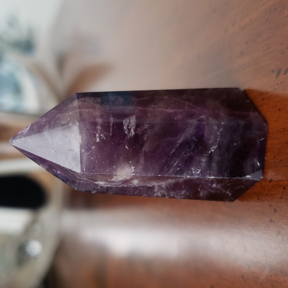 Little amethyst tower pyramid - Picture 4 of 9